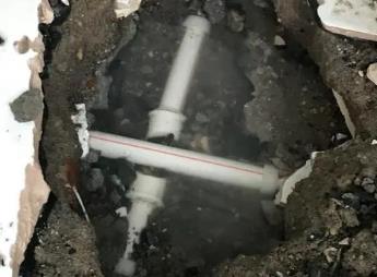 石屏阳台漏水维修公司为您分享楼上楼下漏水怎么处理