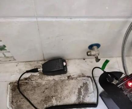 石屏屋顶漏水维修公司分享下卫生间漏水的危害及解决方法